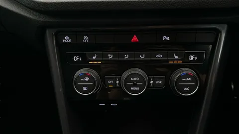Thumbnail image for the Volkswagen T-Roc 1.5 TSI GPF EVO R-Line   DSG