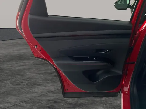 Thumbnail image for the Hyundai Tucson 1.6 T-GDi 13.8kWh N Line   Plug-in  4WD