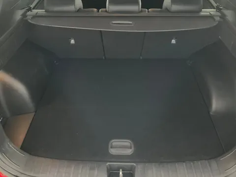 Thumbnail image for the Hyundai Tucson 1.6 T-GDi 13.8kWh N Line   Plug-in  4WD