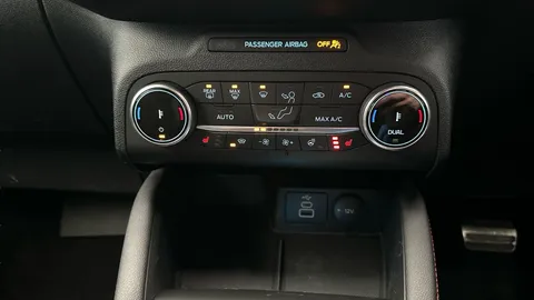 Thumbnail image for the Ford Kuga 2.5 EcoBoost Duratec 14.4kWh ST-Line X   Plug-in  CVT