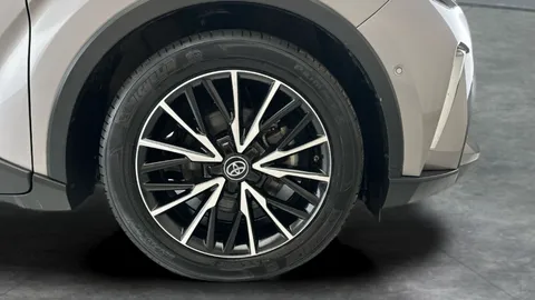 Thumbnail image for the Toyota C-HR 1.8 VVT-h Excel    CVT