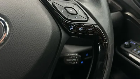 Thumbnail image for the Toyota C-HR 1.8 VVT-h Excel    CVT