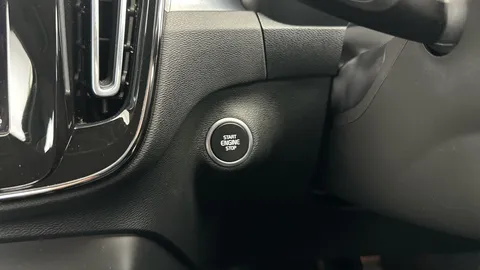 Thumbnail image for the Volvo XC40 2.0 B3 MHEV Plus    DCT