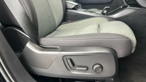 Thumbnail image for the Volvo XC40 2.0 B3 MHEV Plus    DCT