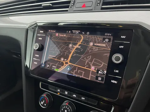 Thumbnail image for the Volkswagen Passat 1.5 TSI EVO SE Nav   DSG