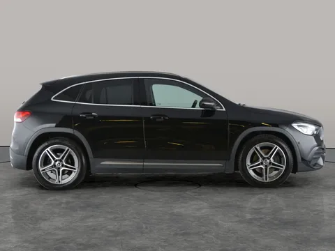 Thumbnail image for the Mercedes-Benz Gla 1.3 GLA200 AMG Line (Executive)   7G-DCT