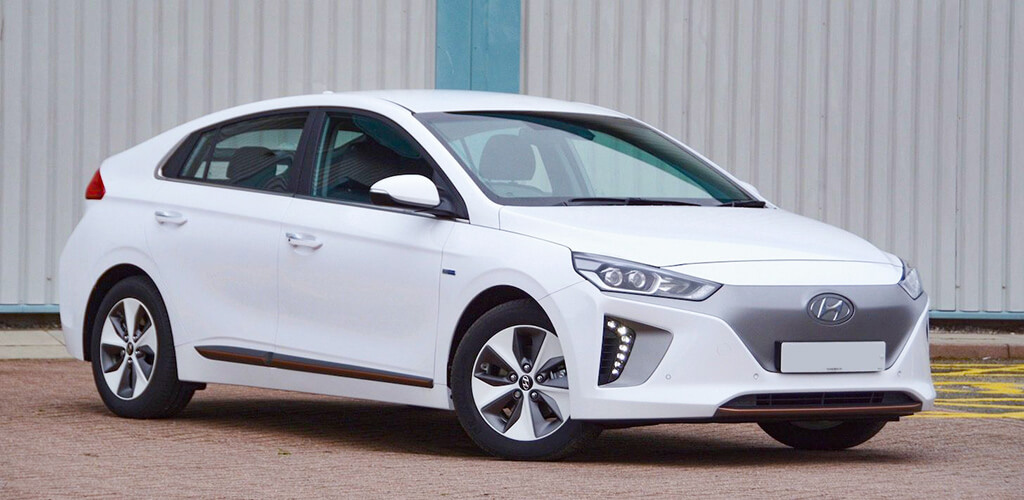 Side view of Hyundai loniq electric