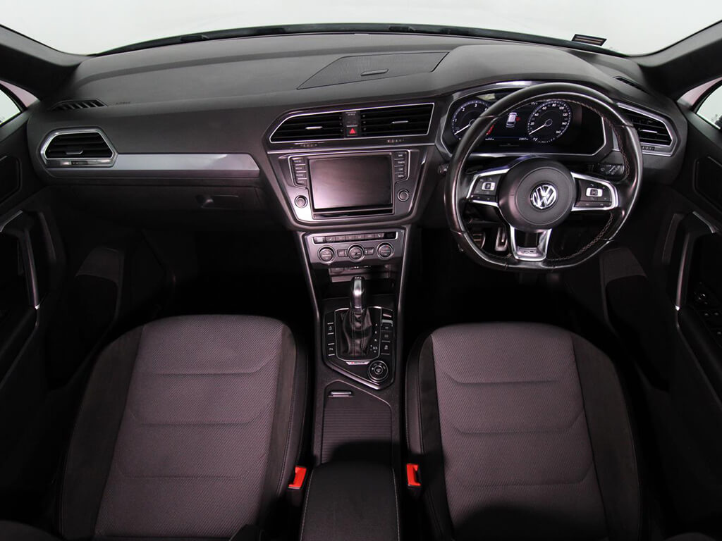 Volkswagen Tiguan interior