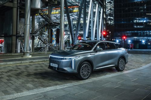 Omoda 9 in the city