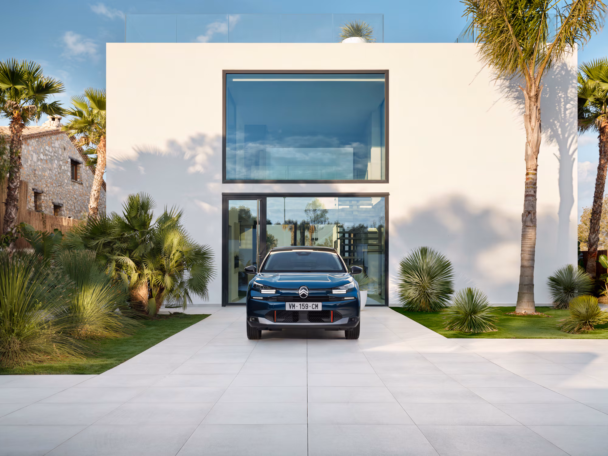New Citroen C4 lifestyle images