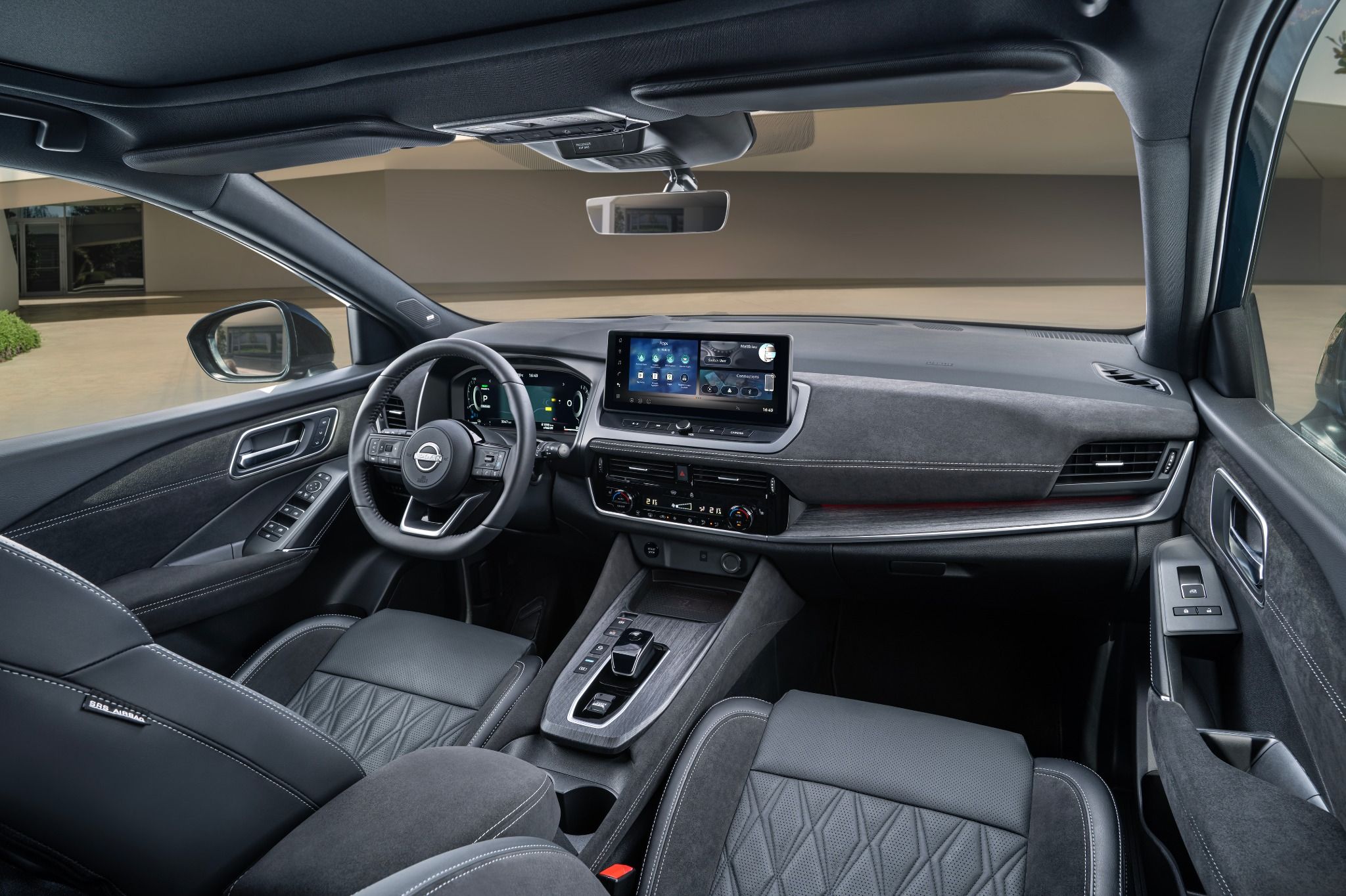 Nissan Qashqai with e-POWER interior cabin space