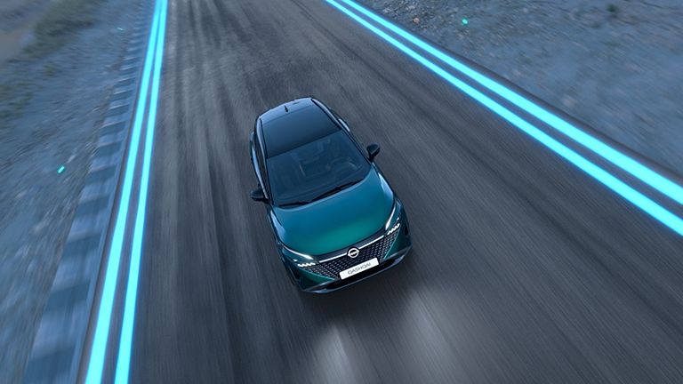 Nissan Qashqai with e-POWER exterior driving shot