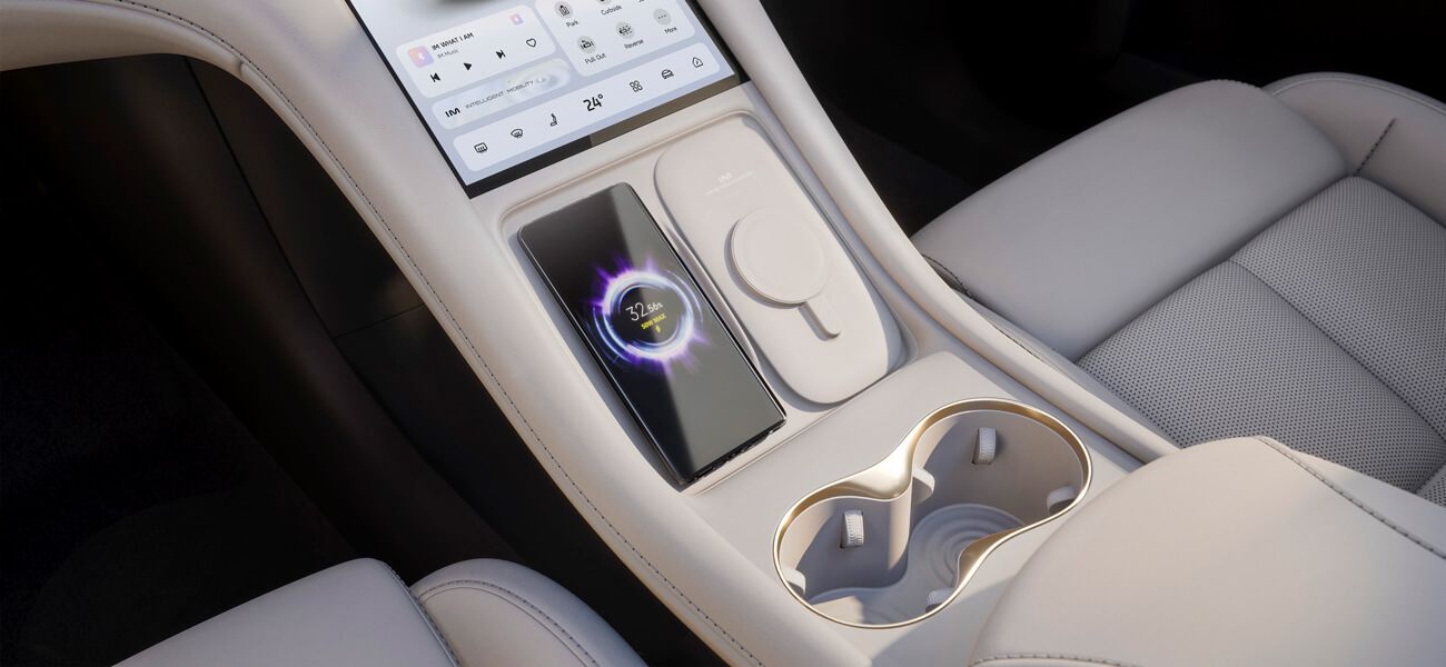 MG IM6 wireless charging pad