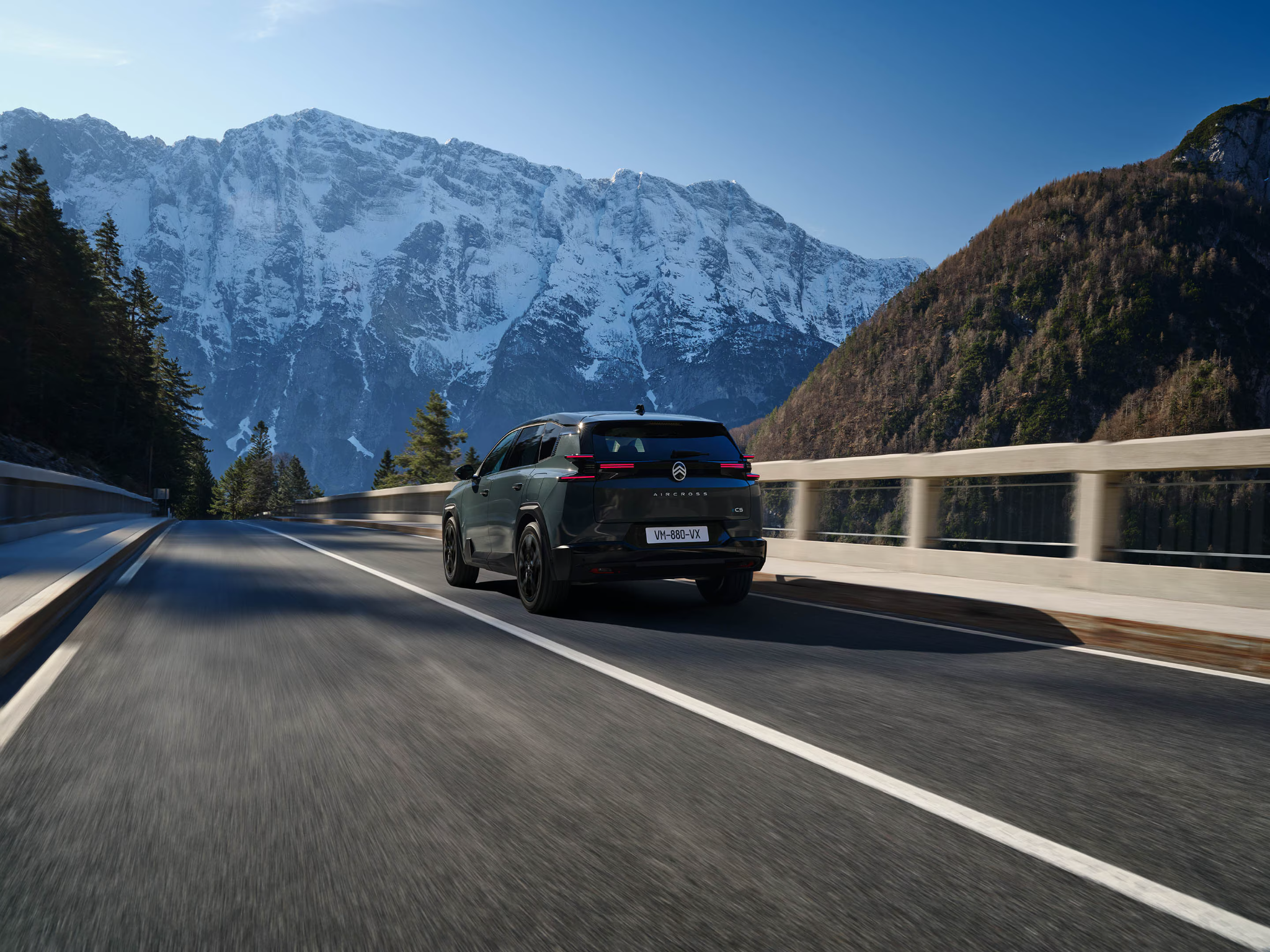 2025 Citroen C5 Aircross lifestyle image