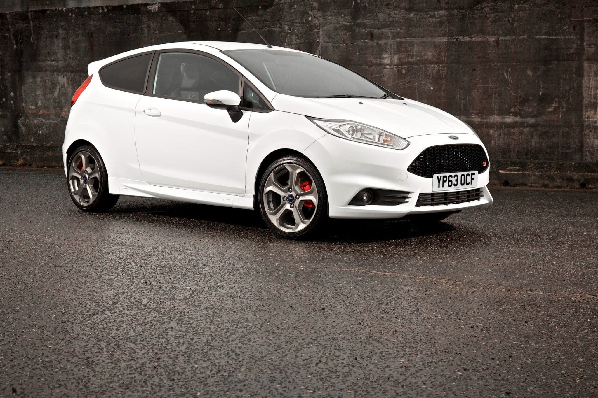 front side view of white fiesta 8 model