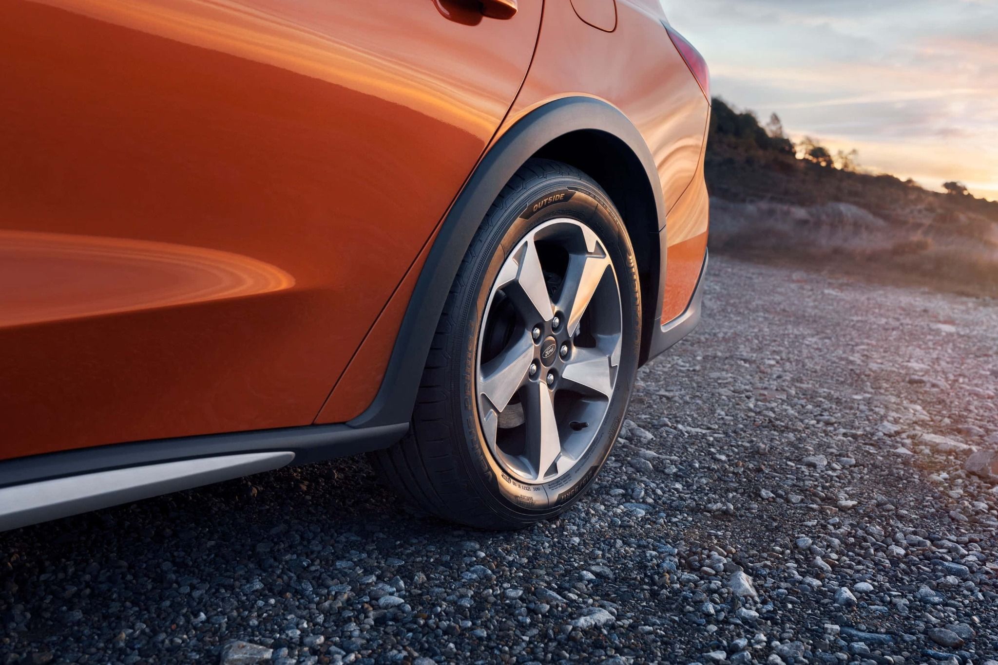 Close up of Ford Focus Active Wheel