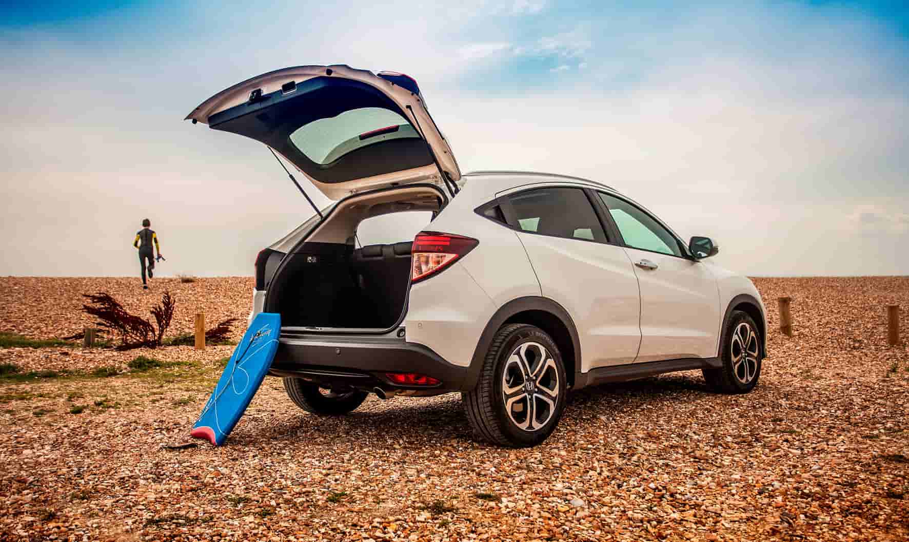 white honda hr-v with boot open