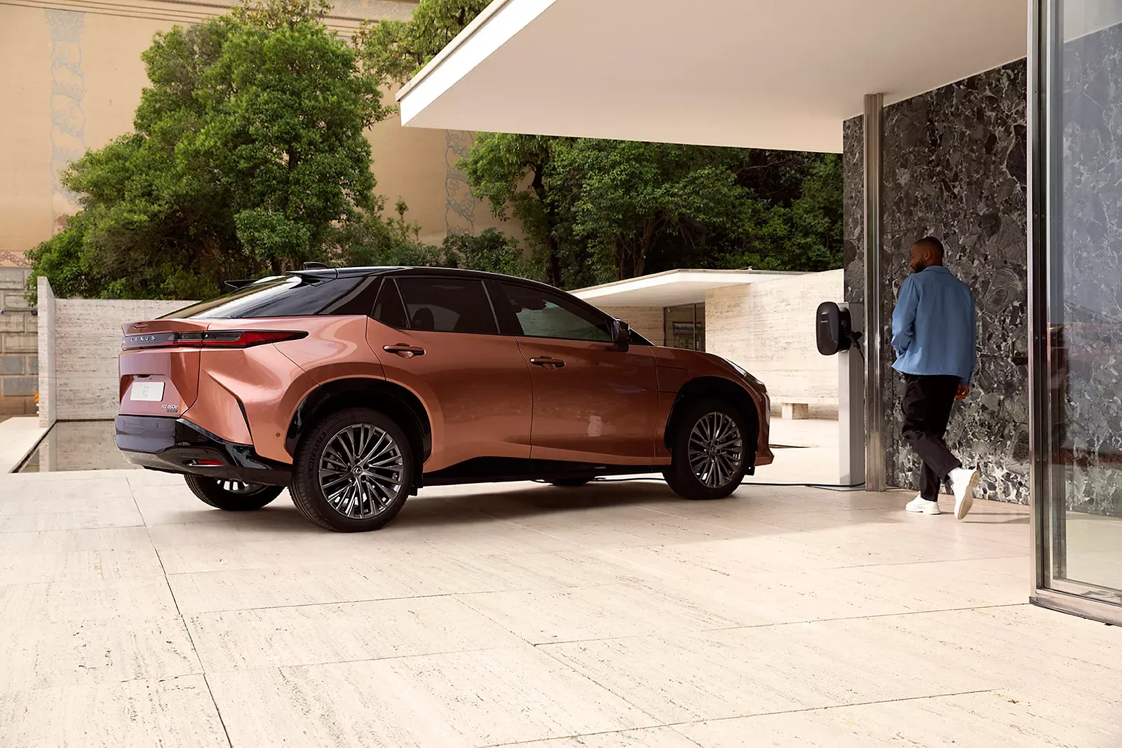 Lexus EV
