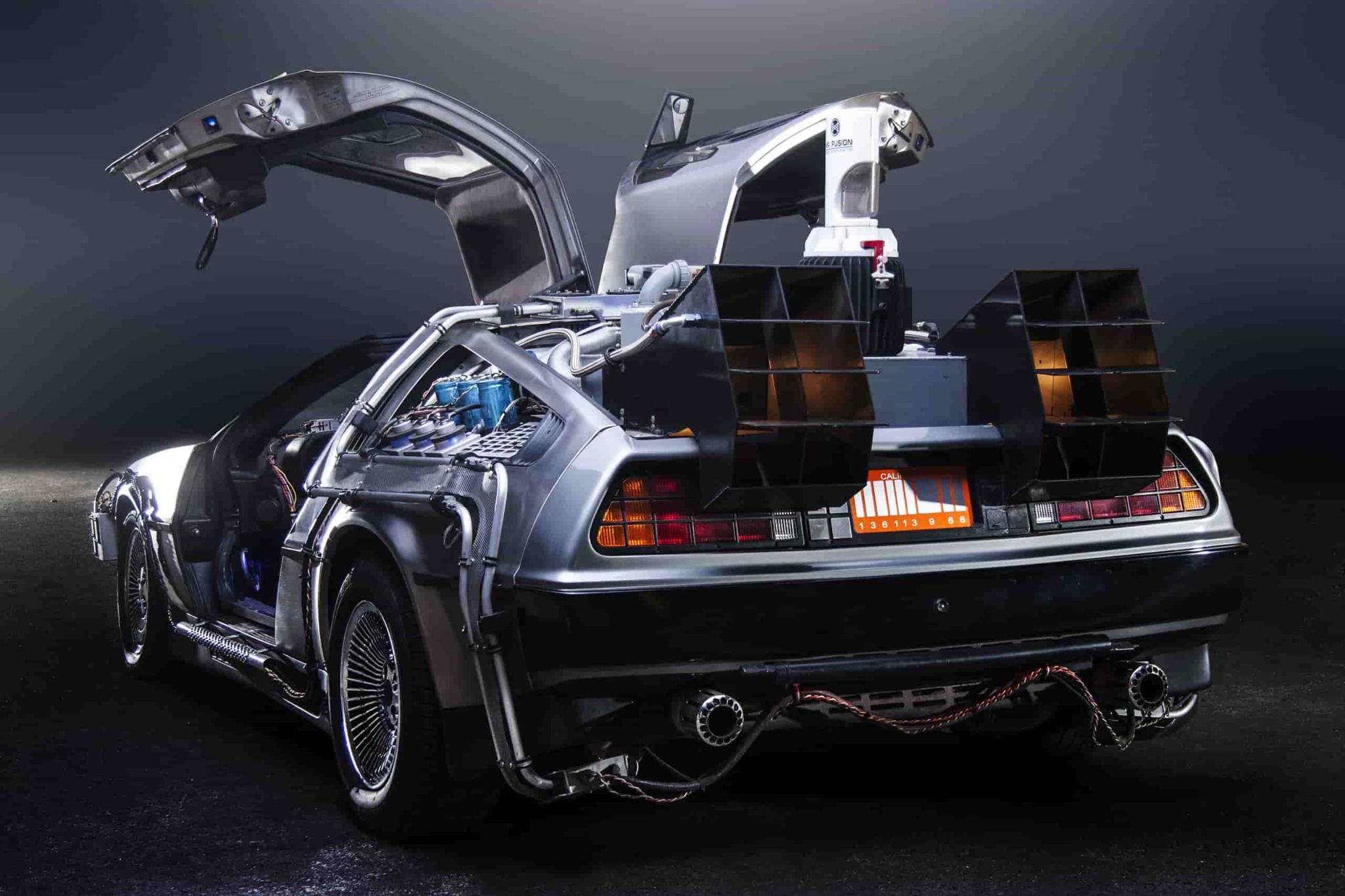 Robot looking car