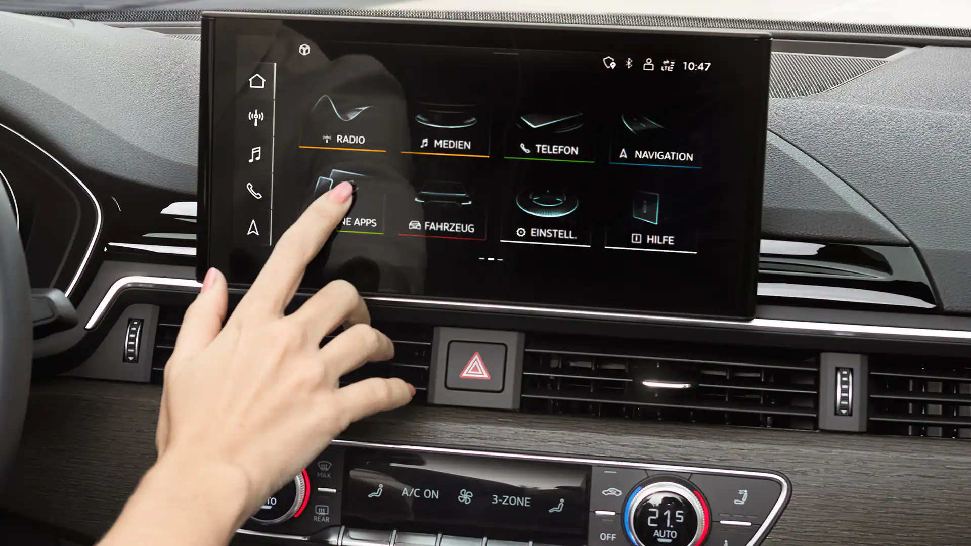 Audi A5 Coupe MMI Infotainment screen