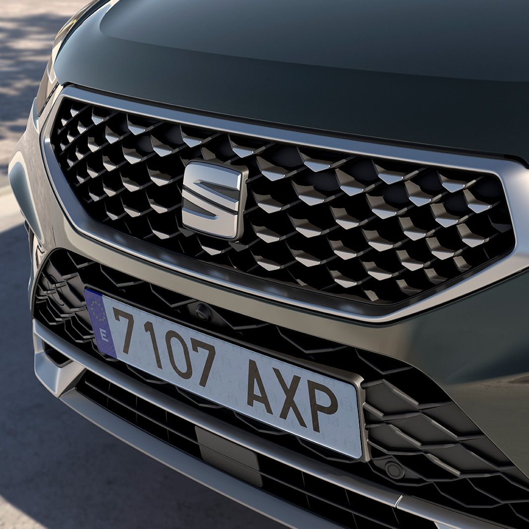 SEAT Ateca front grille