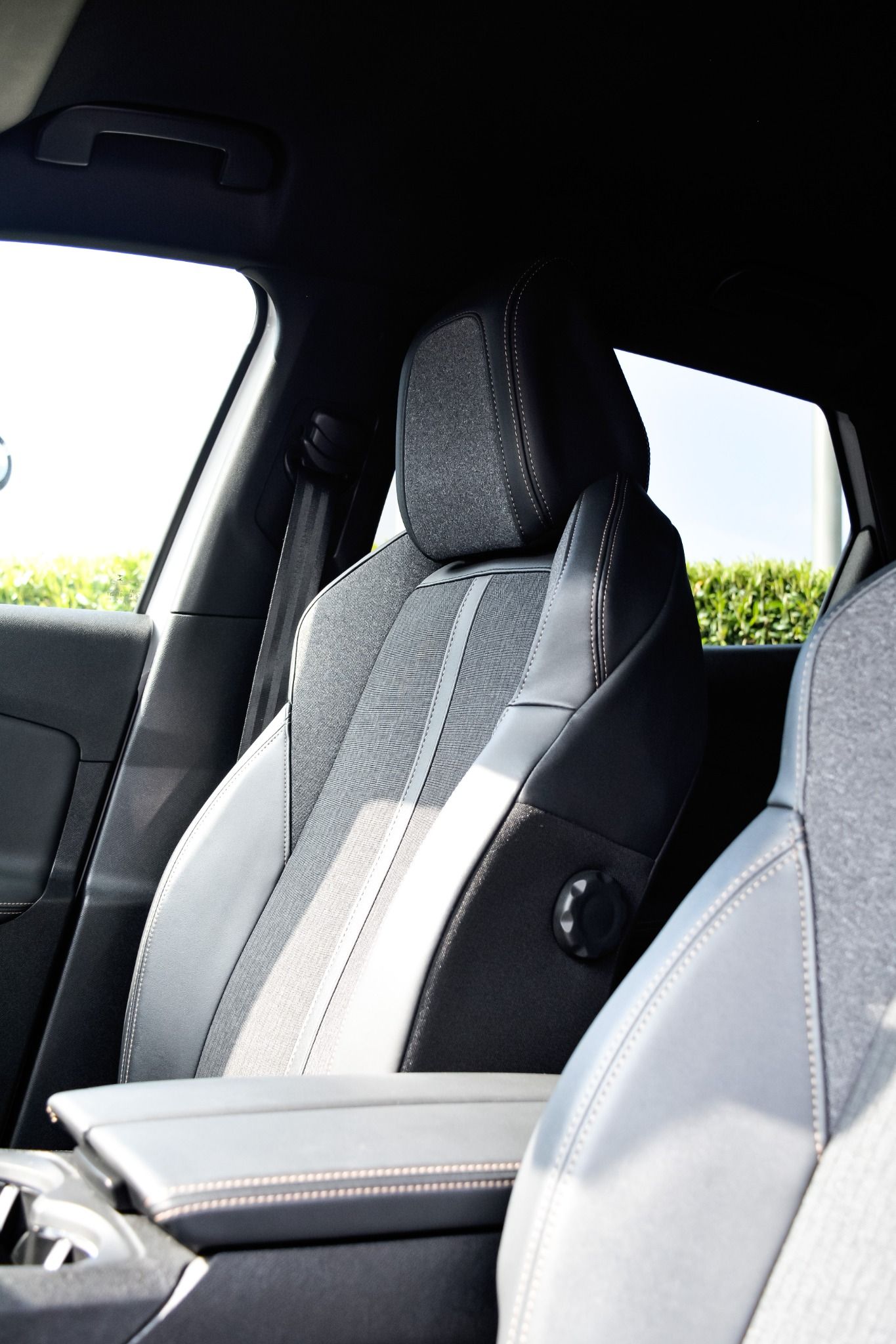 close up of front seats in a peugeot 3008