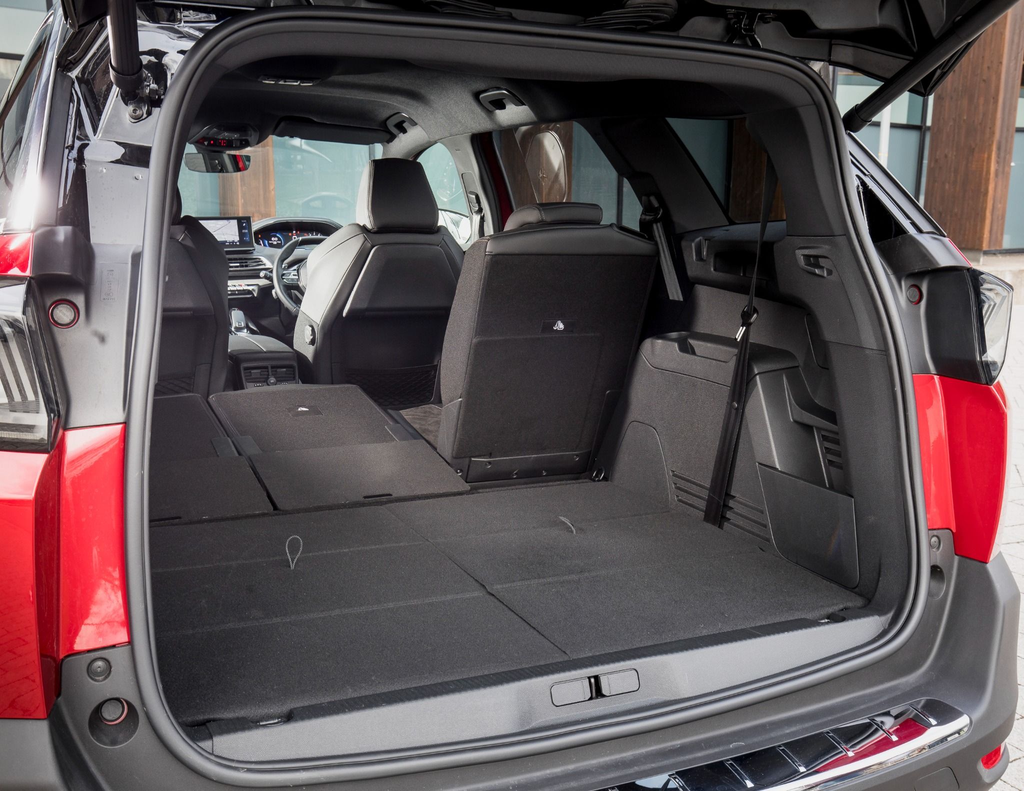 swansway-peugeot-5008