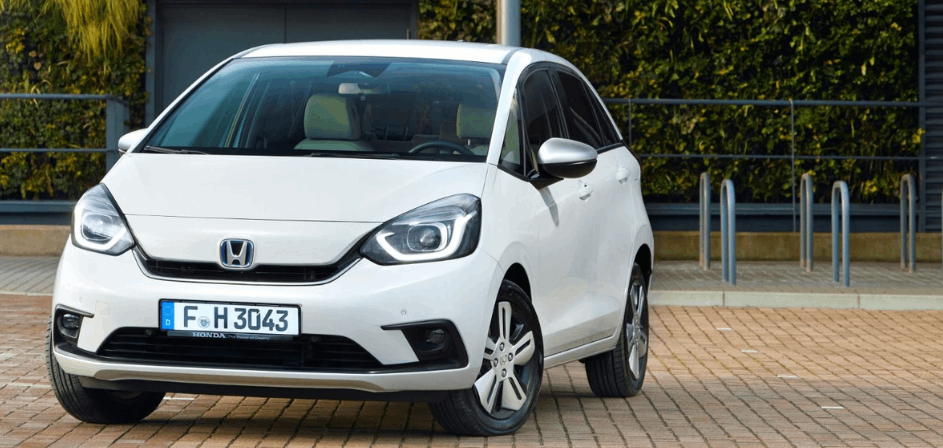 white honda jazz