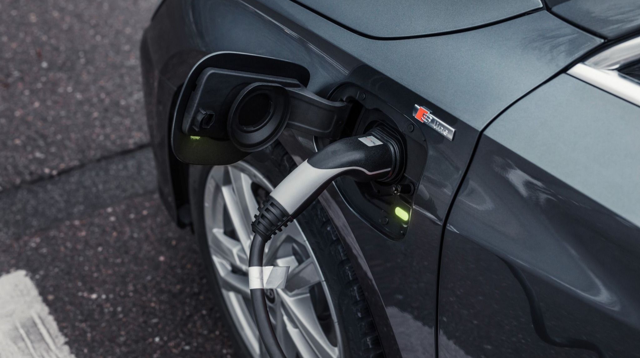 Audi charging port