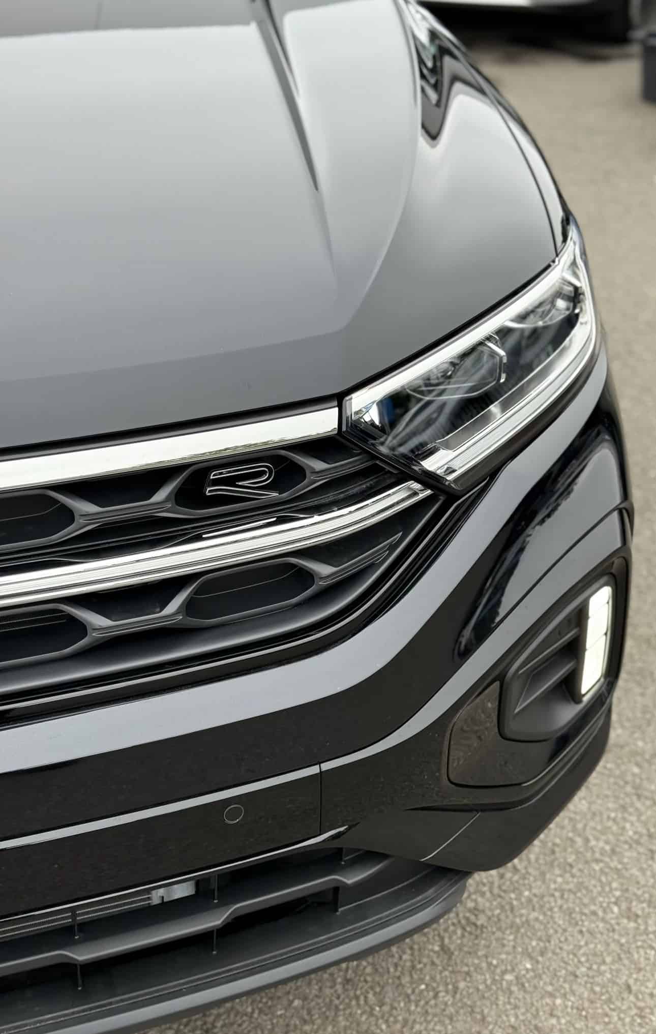 T-Roc Front Headlight and Grill