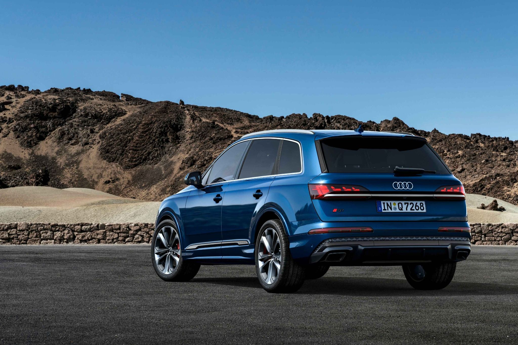 2024 Audi q7 Blue