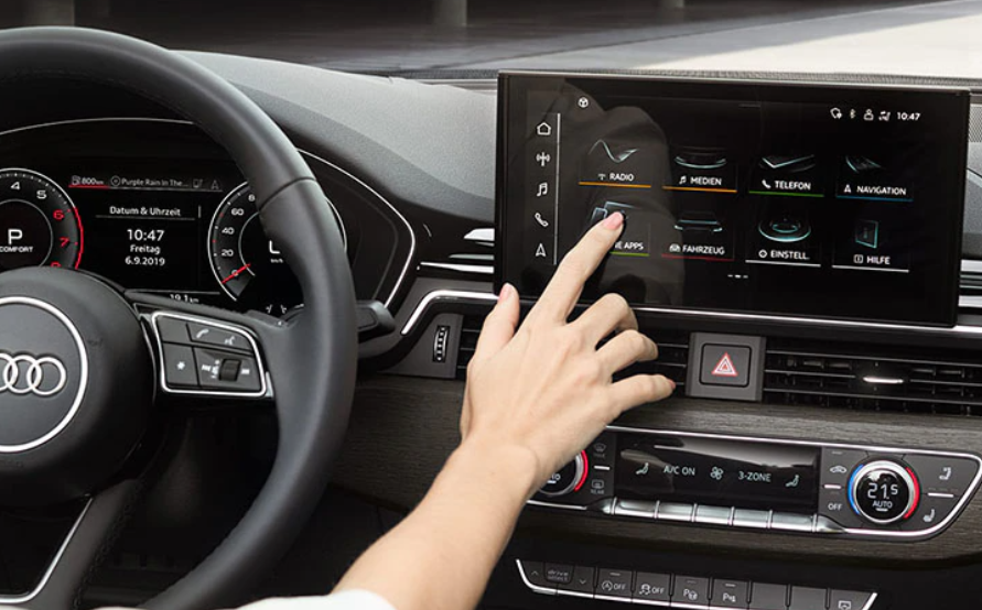 Audi A5 Cabriolet touchscreen