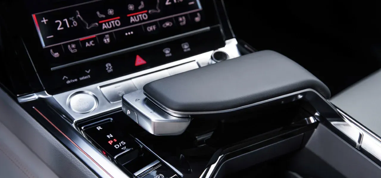 Audi e-tron interior gear selector