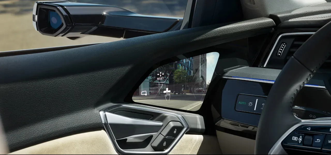 Audi e-tron interior virtual wing mirrors