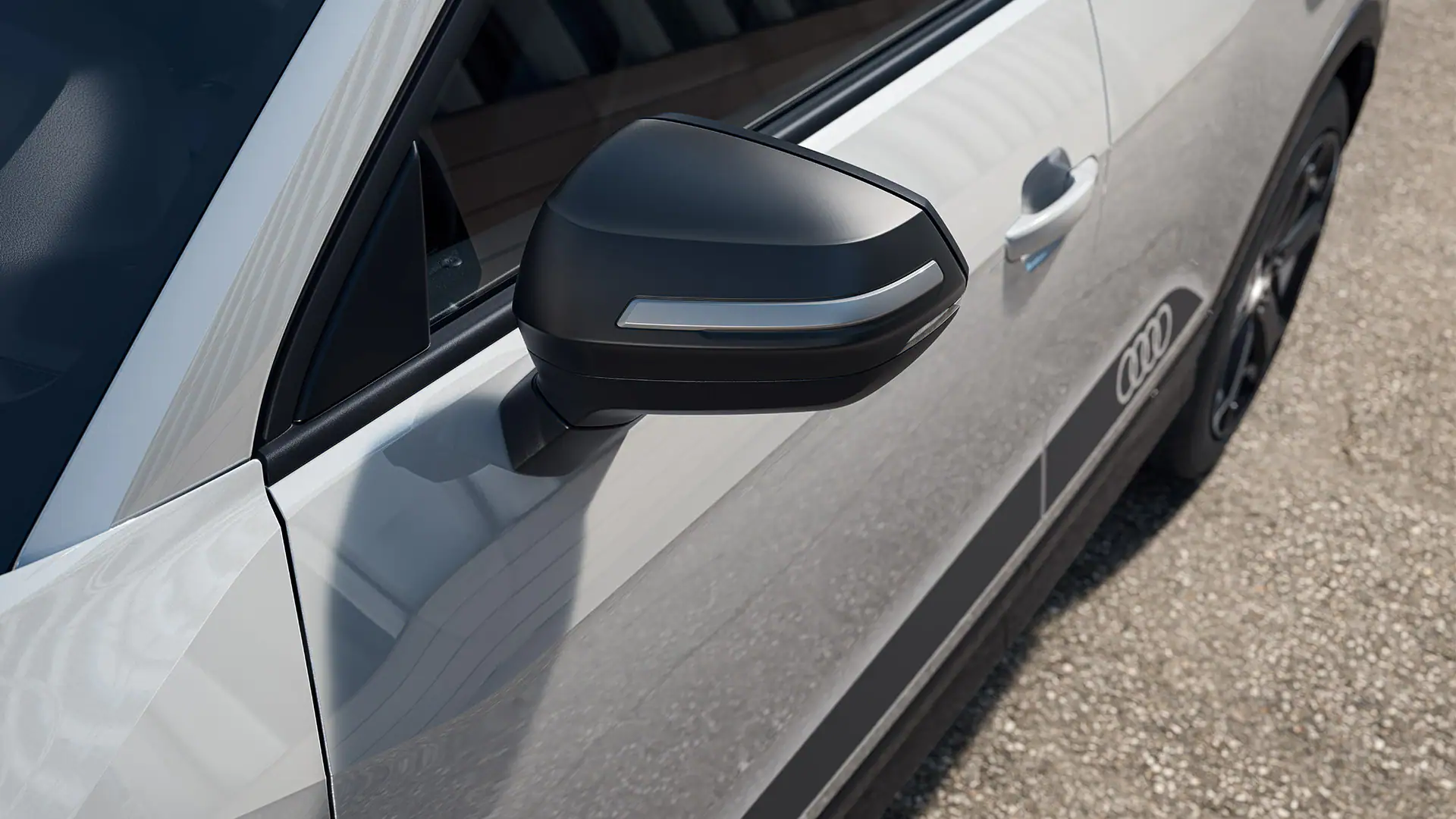 close up of an audi q2 wing mirror