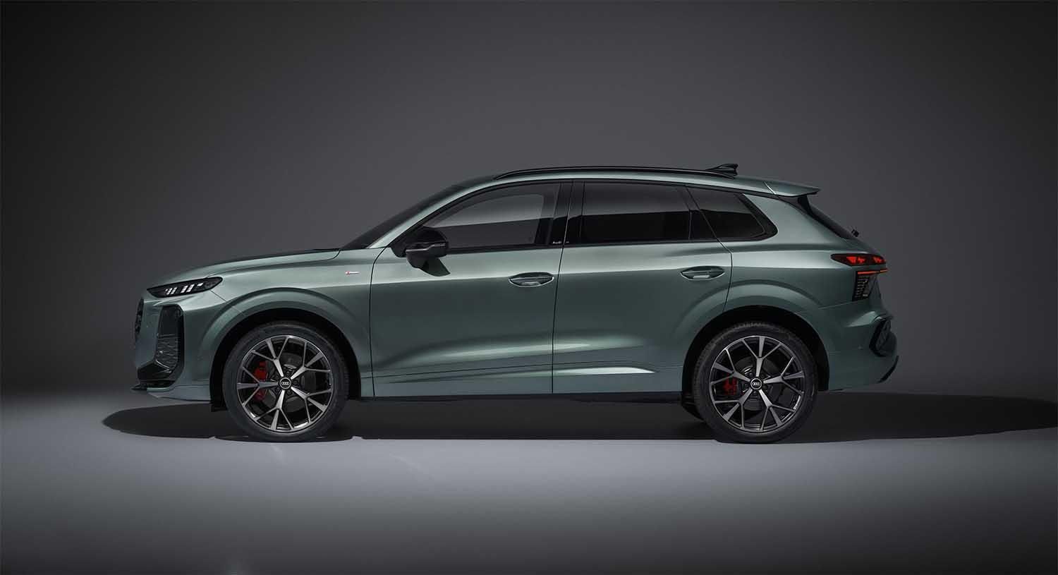 Audi Q3 SUV exterior side