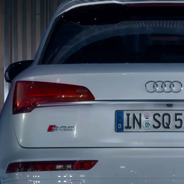 close up  imagine an Audi sq5 badging