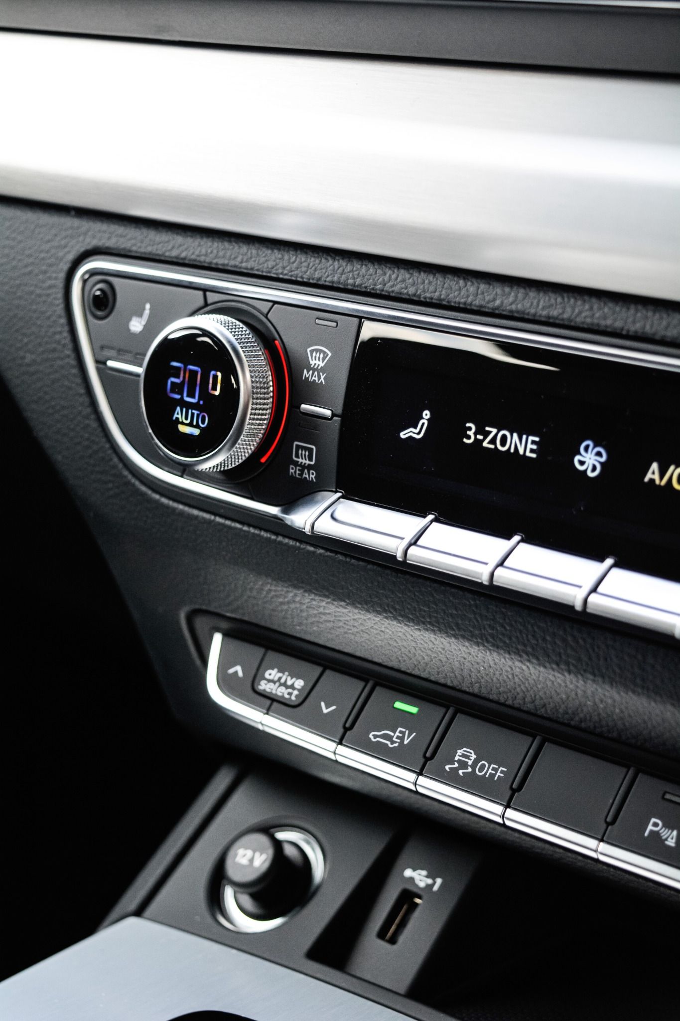 Close up of Audi Q5 air conditioning