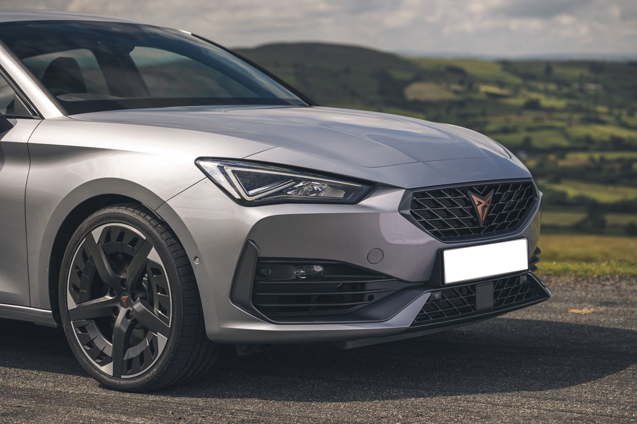 Front end of silver cupra