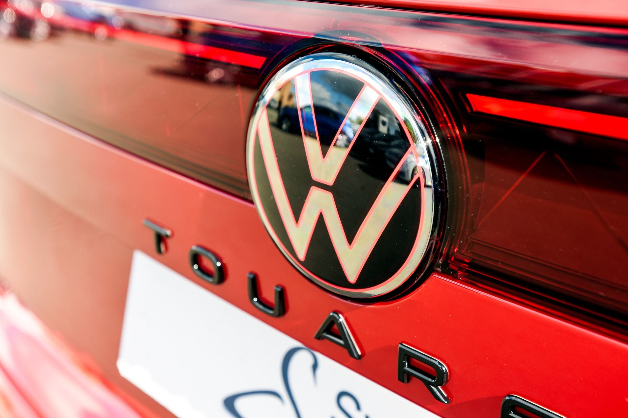 2024 Volkswagen Touareg Black Edition badge