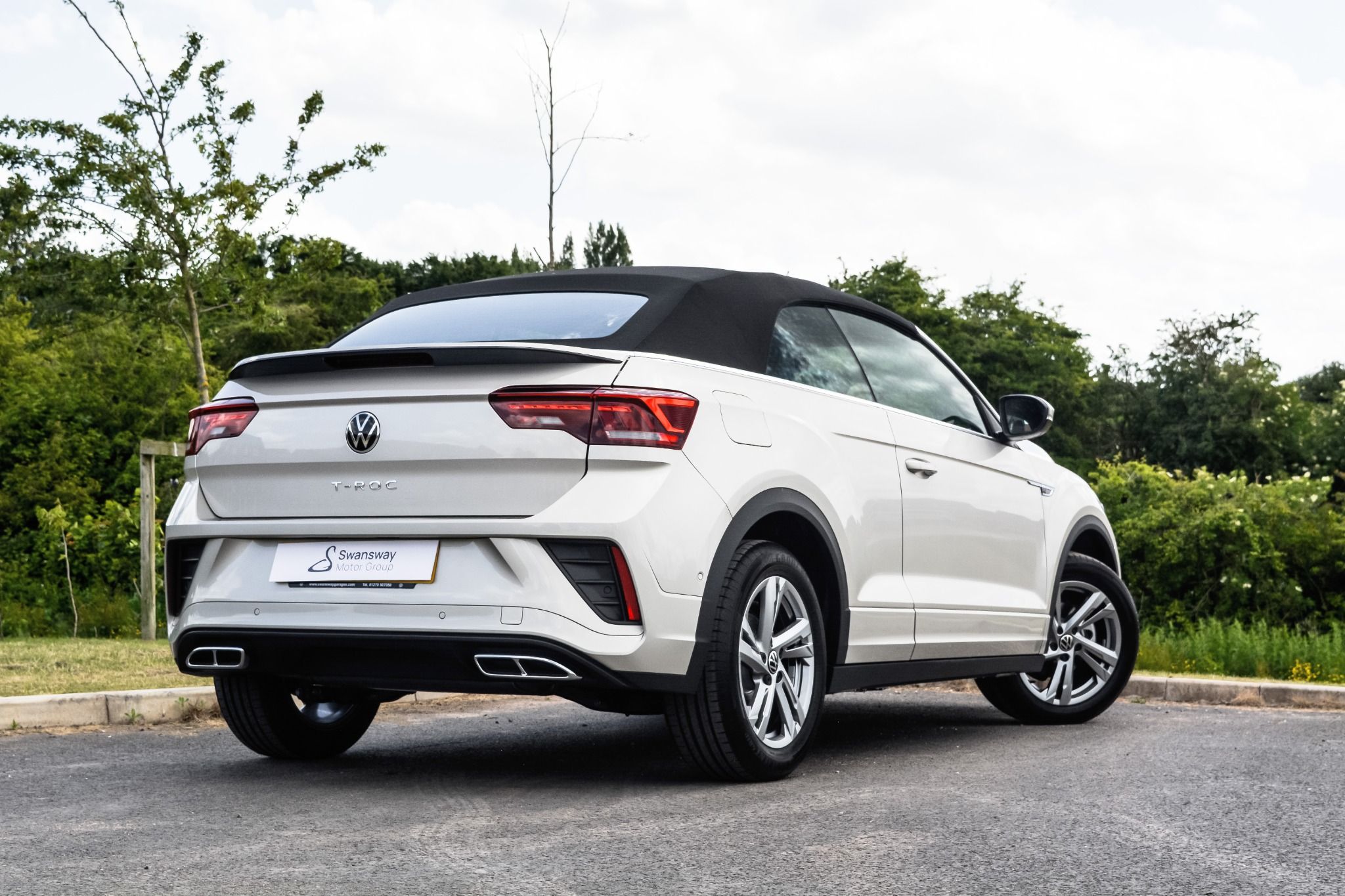 rear of t-roc cabriolet with roof up