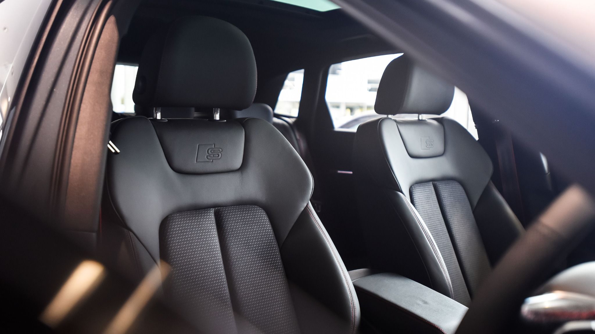 Grey Audi Q8 E-tron Seats