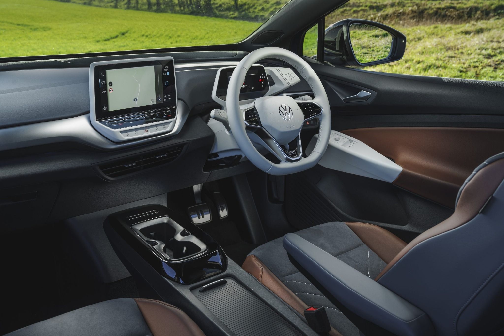 Volkswagen ID.4 interior drivers position