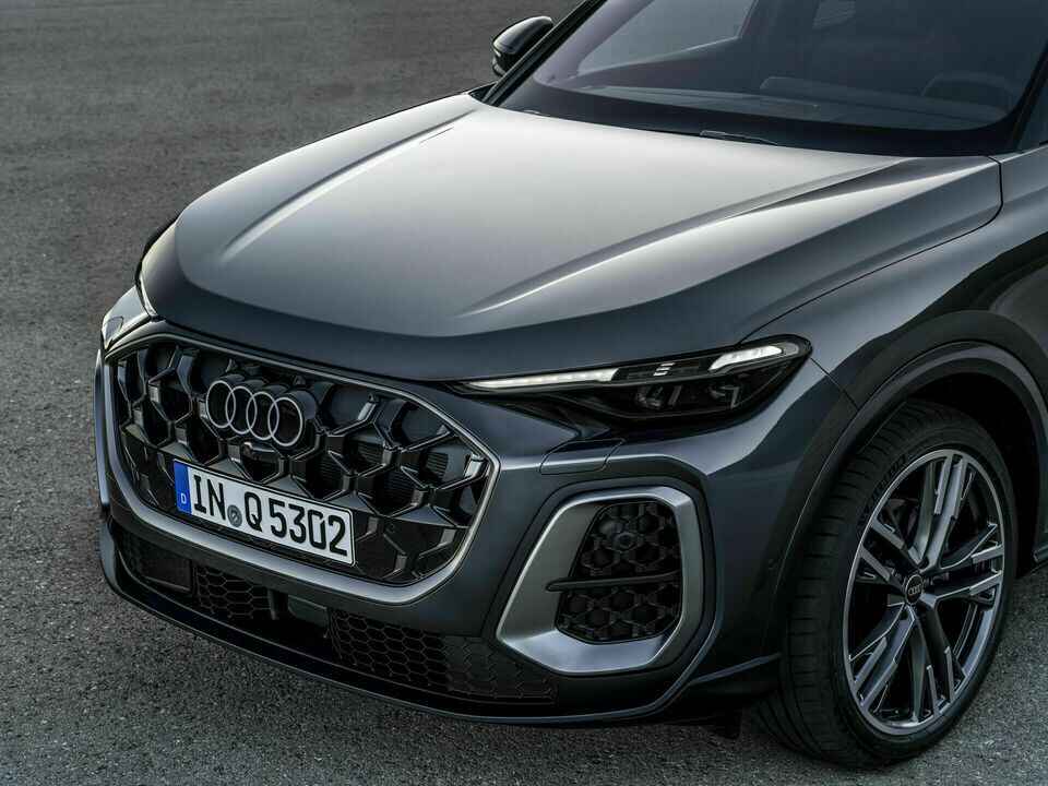 Front End of New Audi Q5