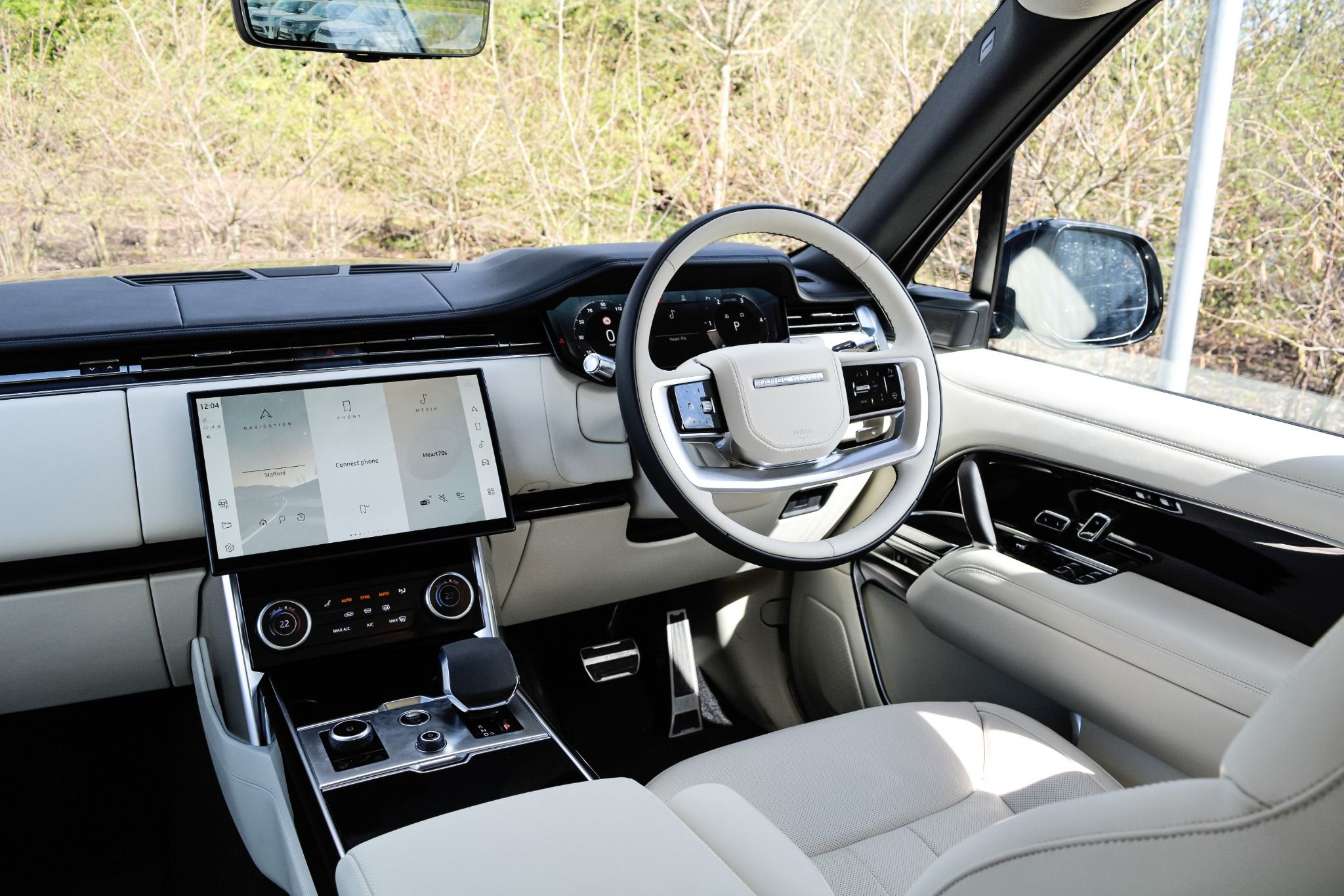 Close up of Range Rover Interior