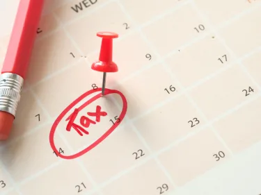 Tax reminder on a calender