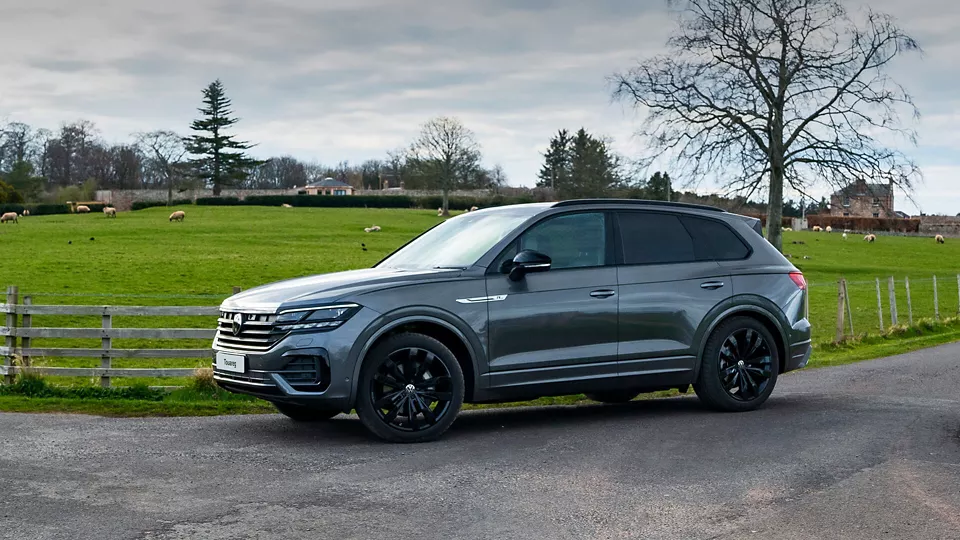 Side view of Silver Volkswagen Touareg