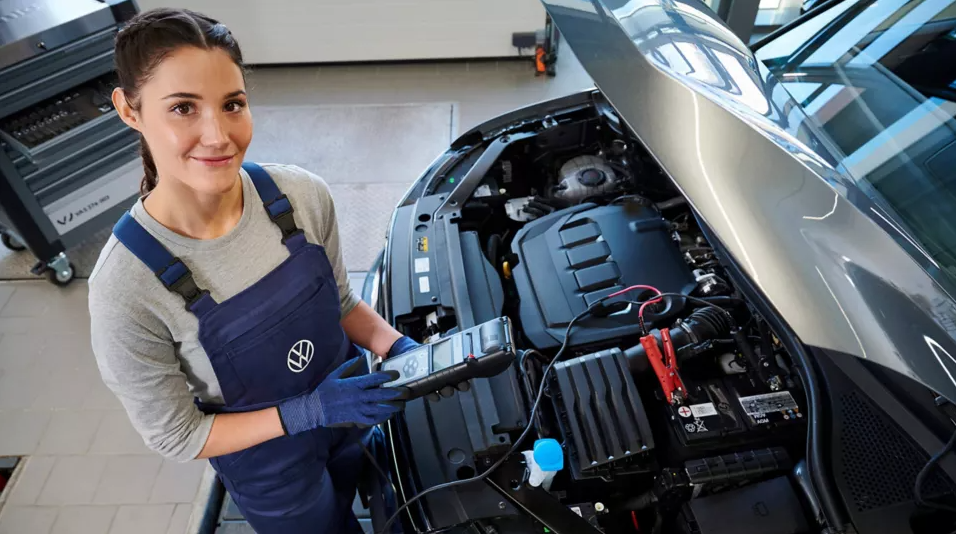 Volkswagen Commercial Servicing