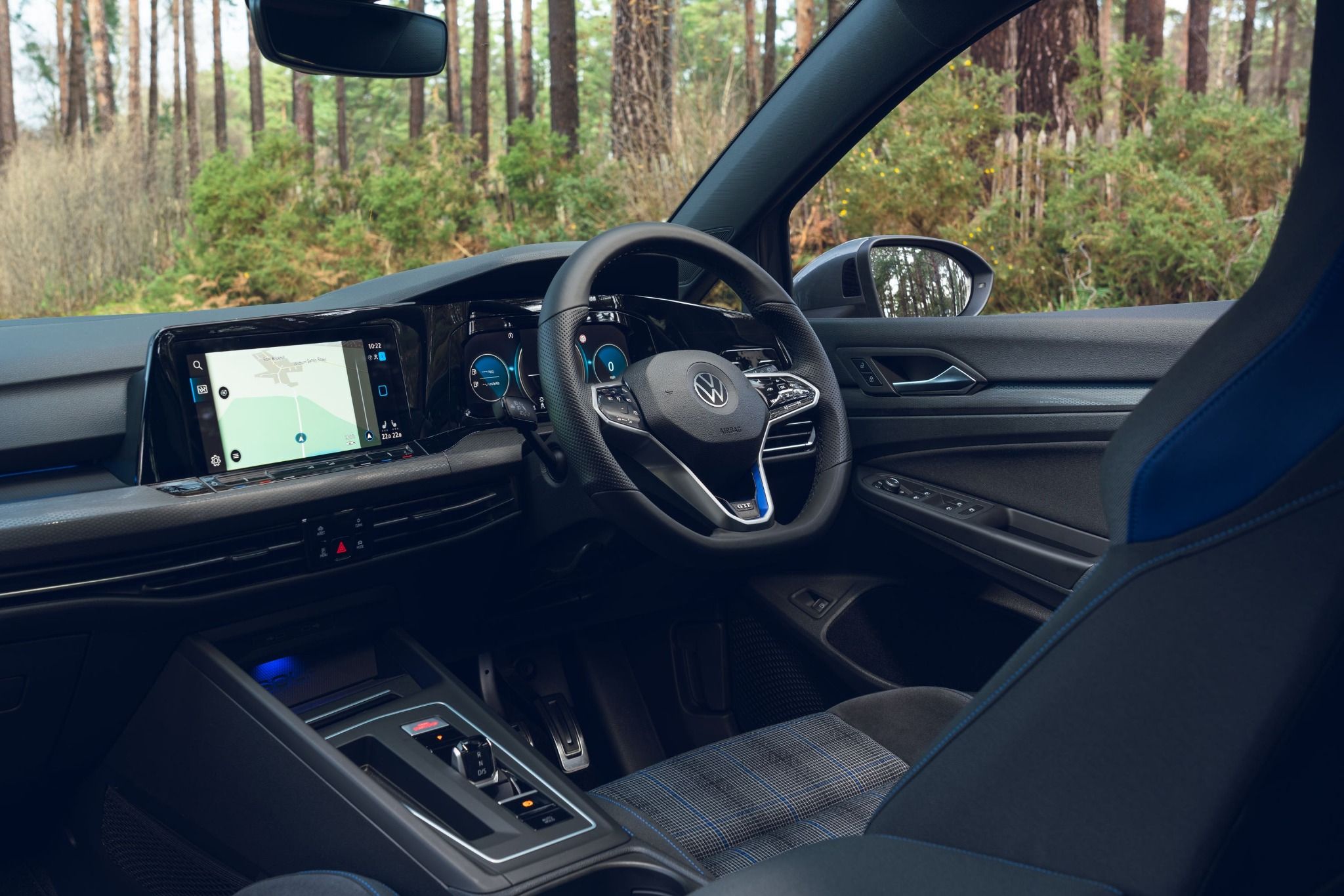 Volkswagen Golf GTE Interior