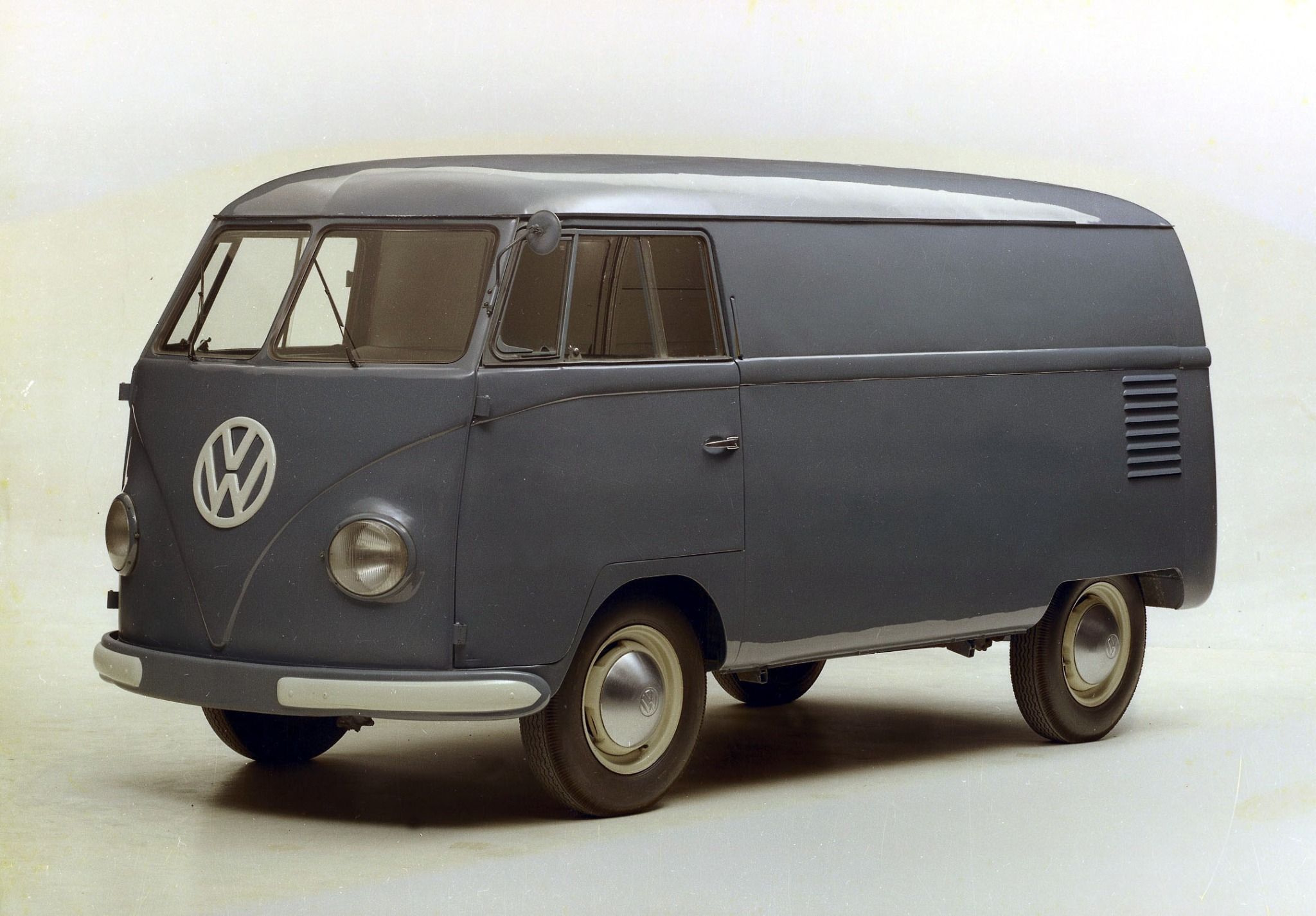 Volkswagen Transporter History 4